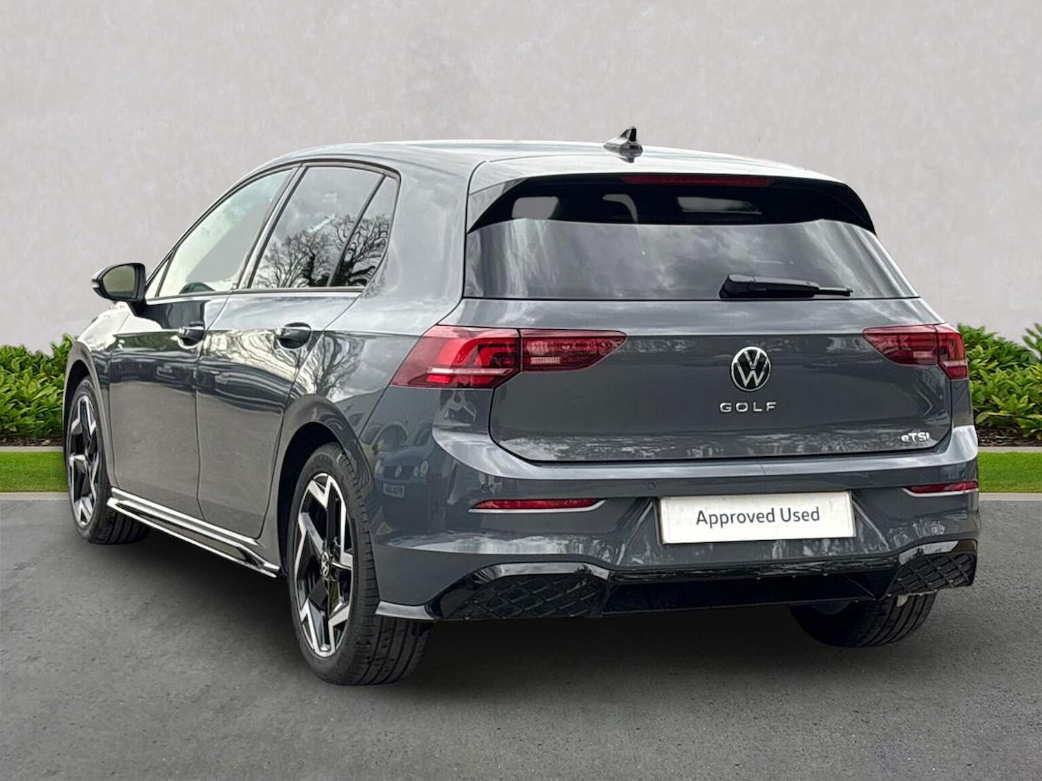 Used Volkswagen Golf 2025 for sale - 78194511: Photo 2