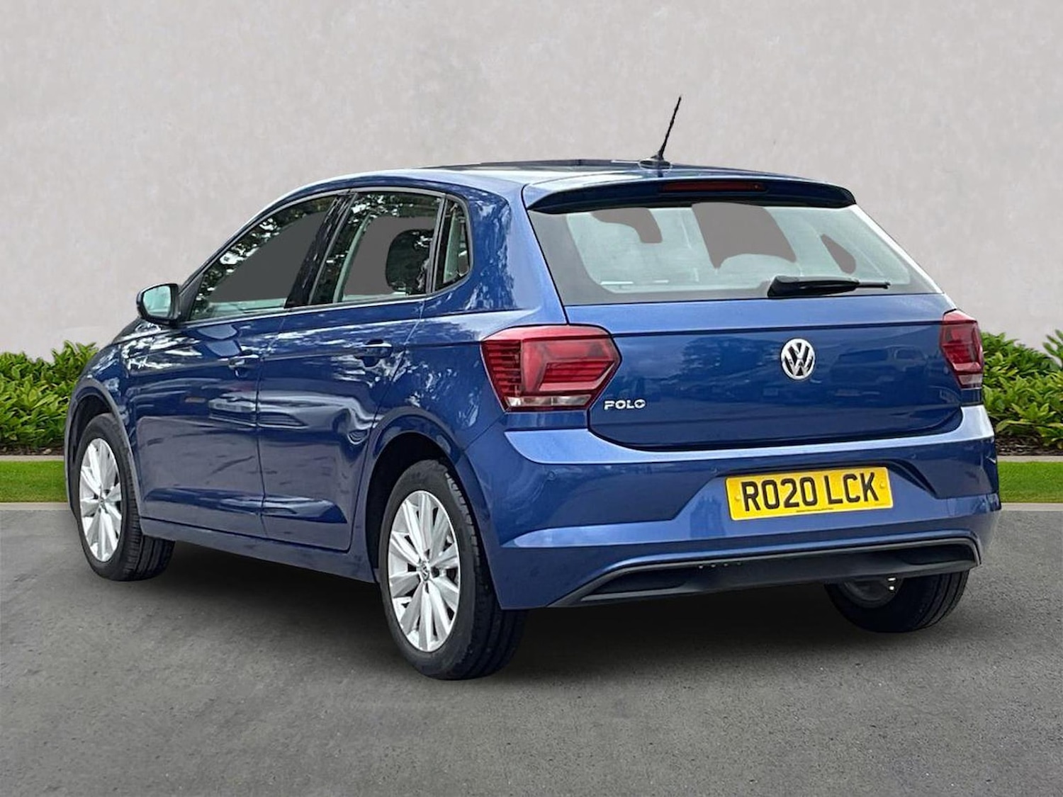 Used Volkswagen Polo 2020 for sale - 76347023: Photo 2