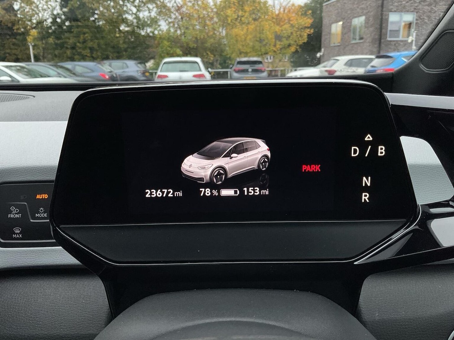 Used Volkswagen ID.3 2022 for sale - 76418239: Photo 10