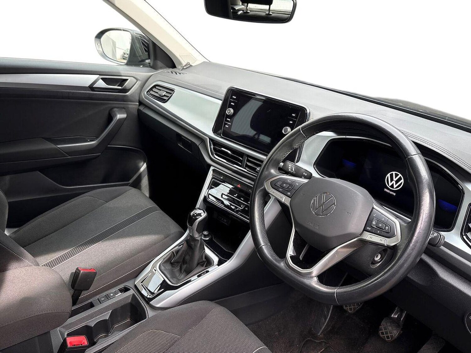 Used Volkswagen T-Roc 2023 for sale - 78194479: Photo 15