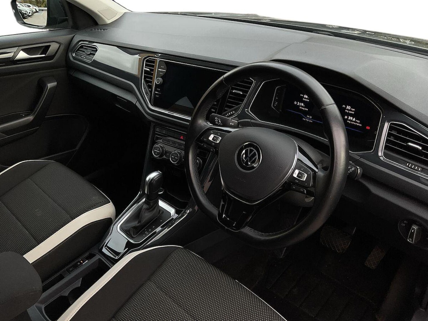 Used Volkswagen T-Roc 2020 for sale - 76455304: Photo 15