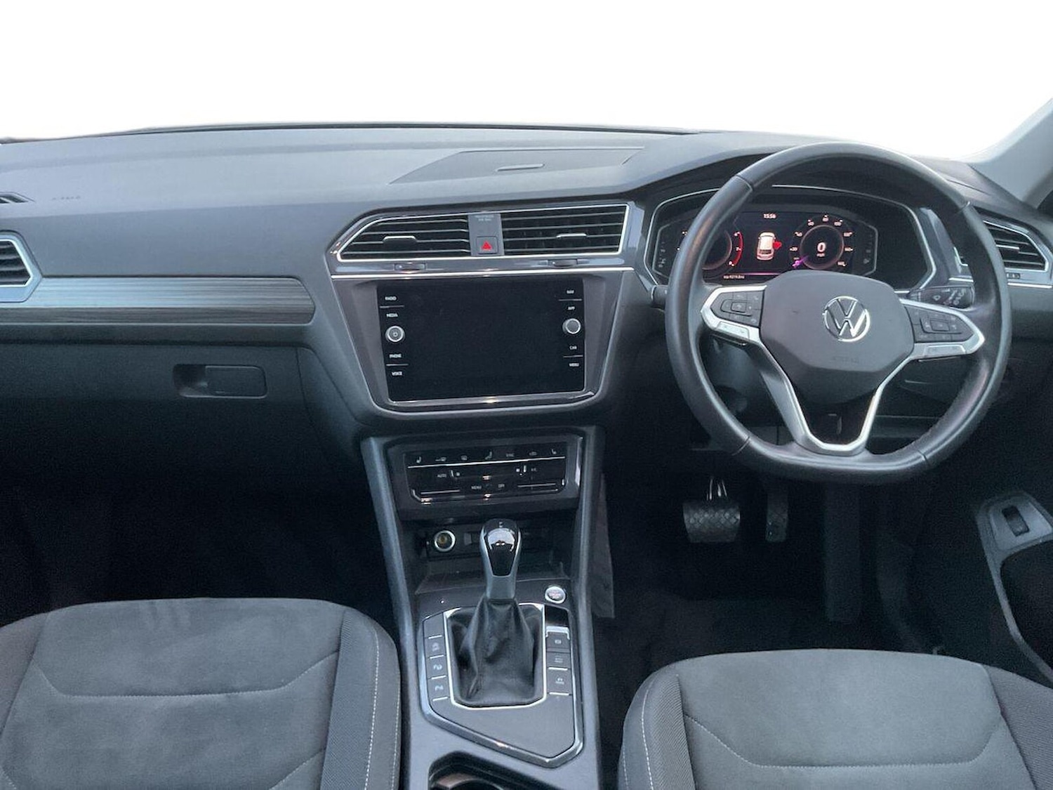 Used Volkswagen Tiguan Allspace 2023 for sale - 76555445: Photo 8