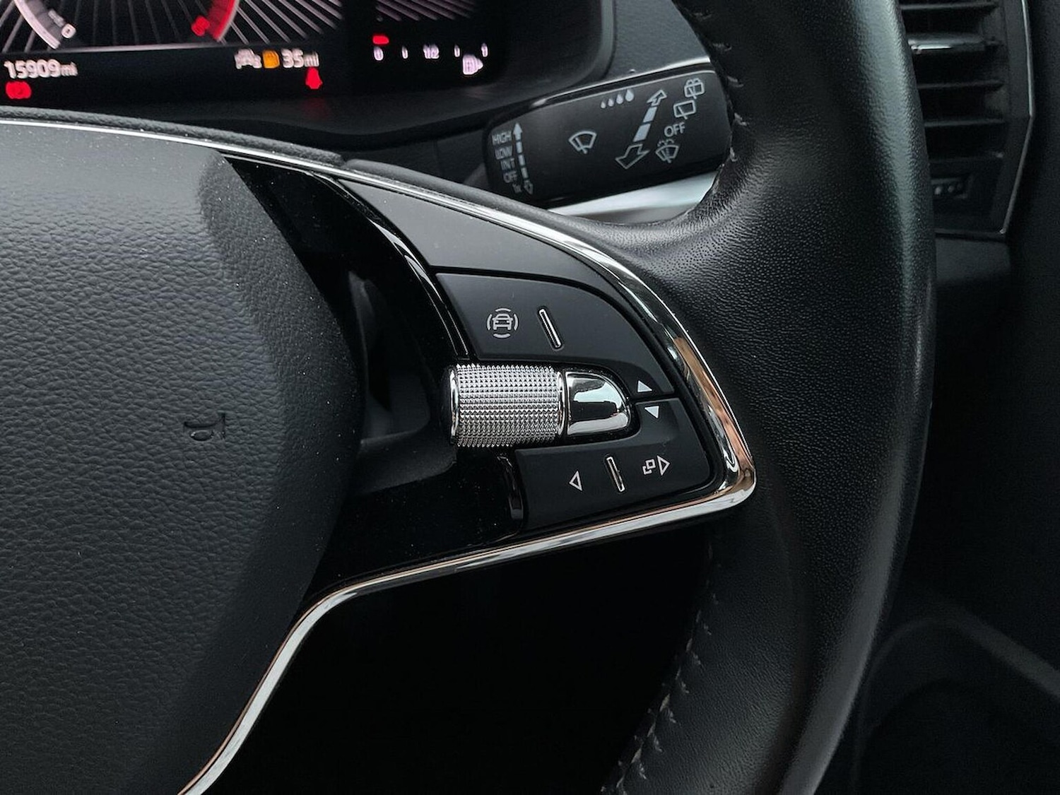 Used Skoda Karoq 2023 for sale - 76497322: Photo 22