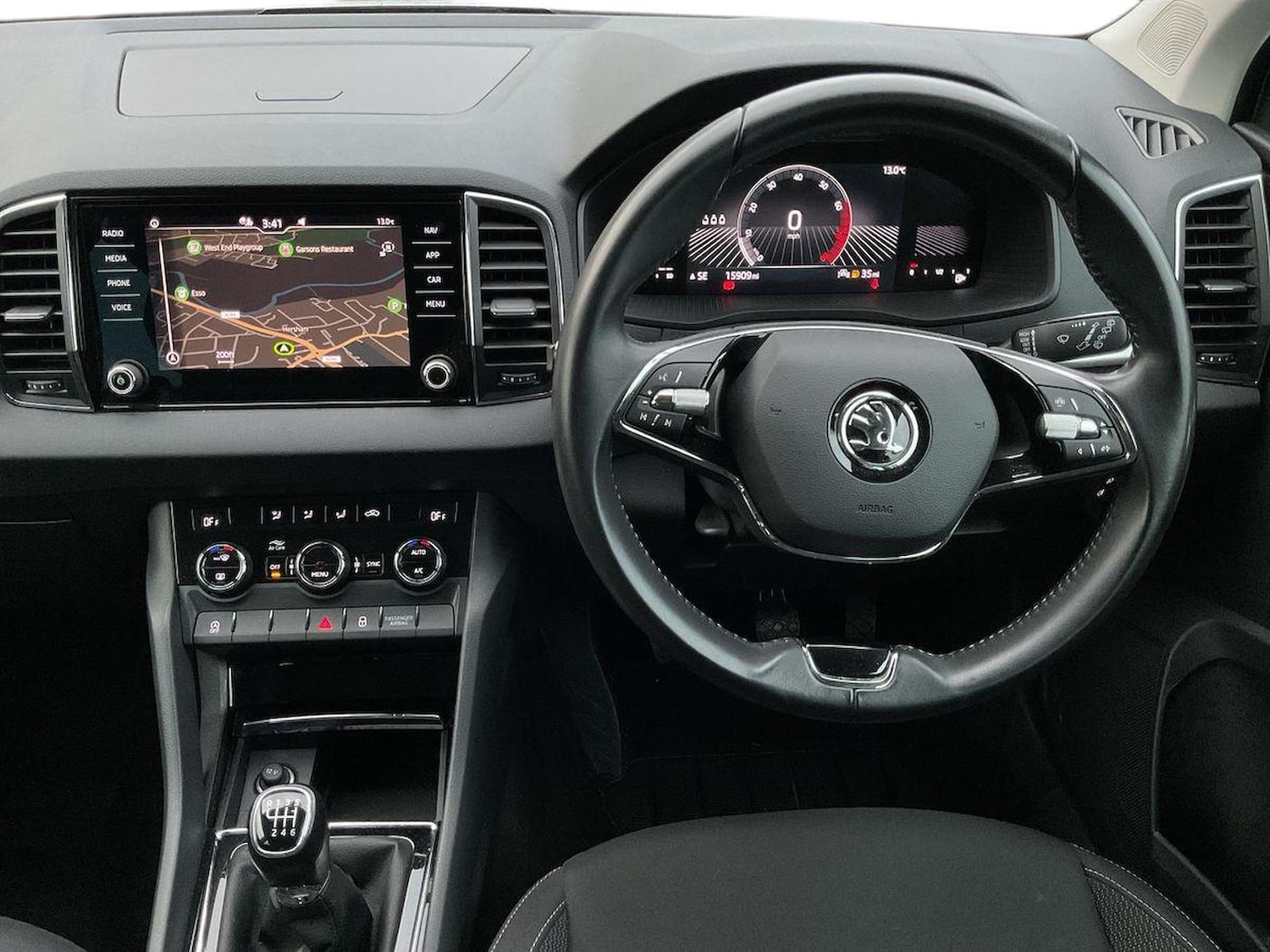 Used Skoda Karoq 2023 for sale - 76497322: Photo 9