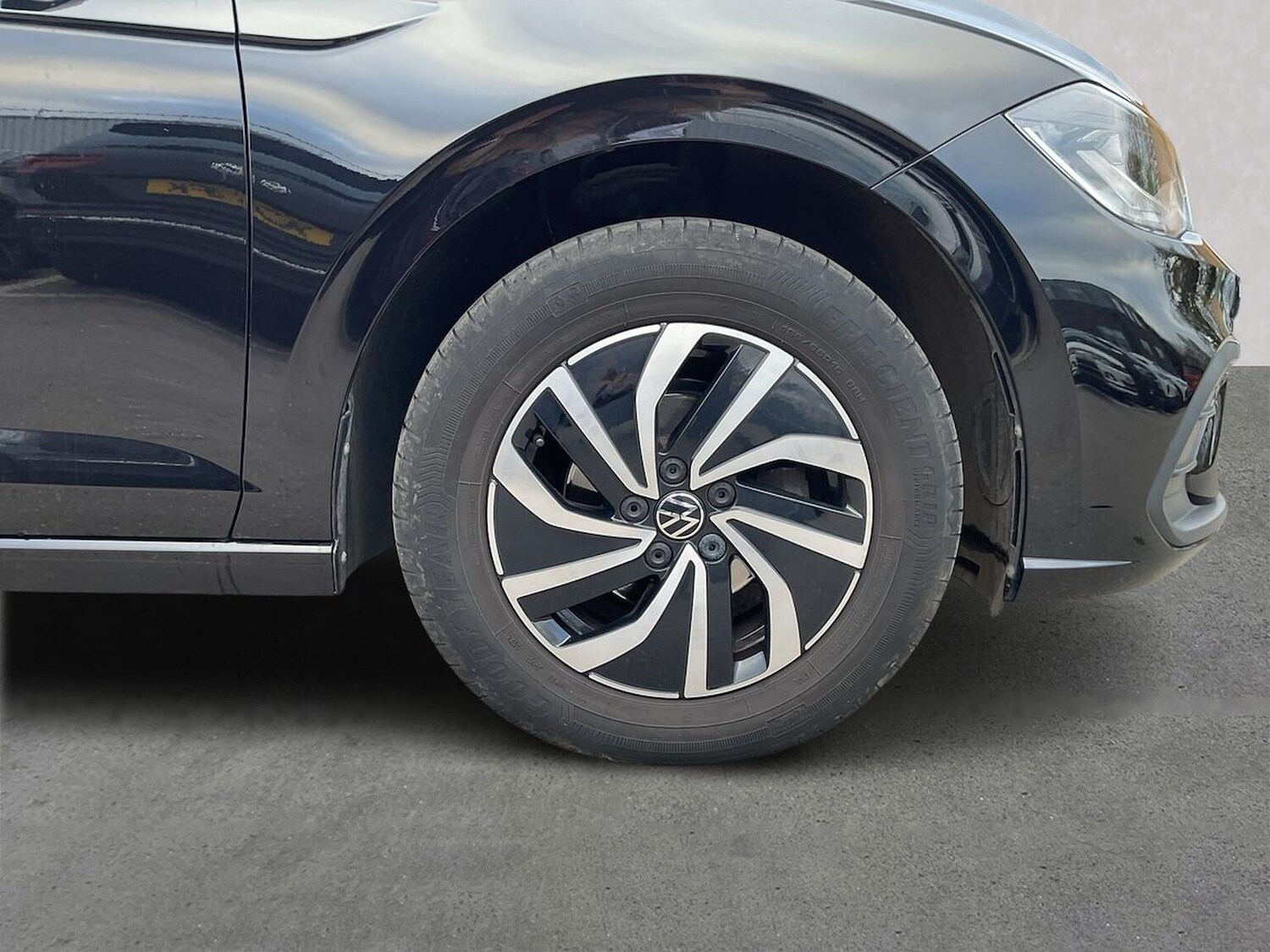 Used Volkswagen Polo 2024 for sale - 77487606: Photo 6