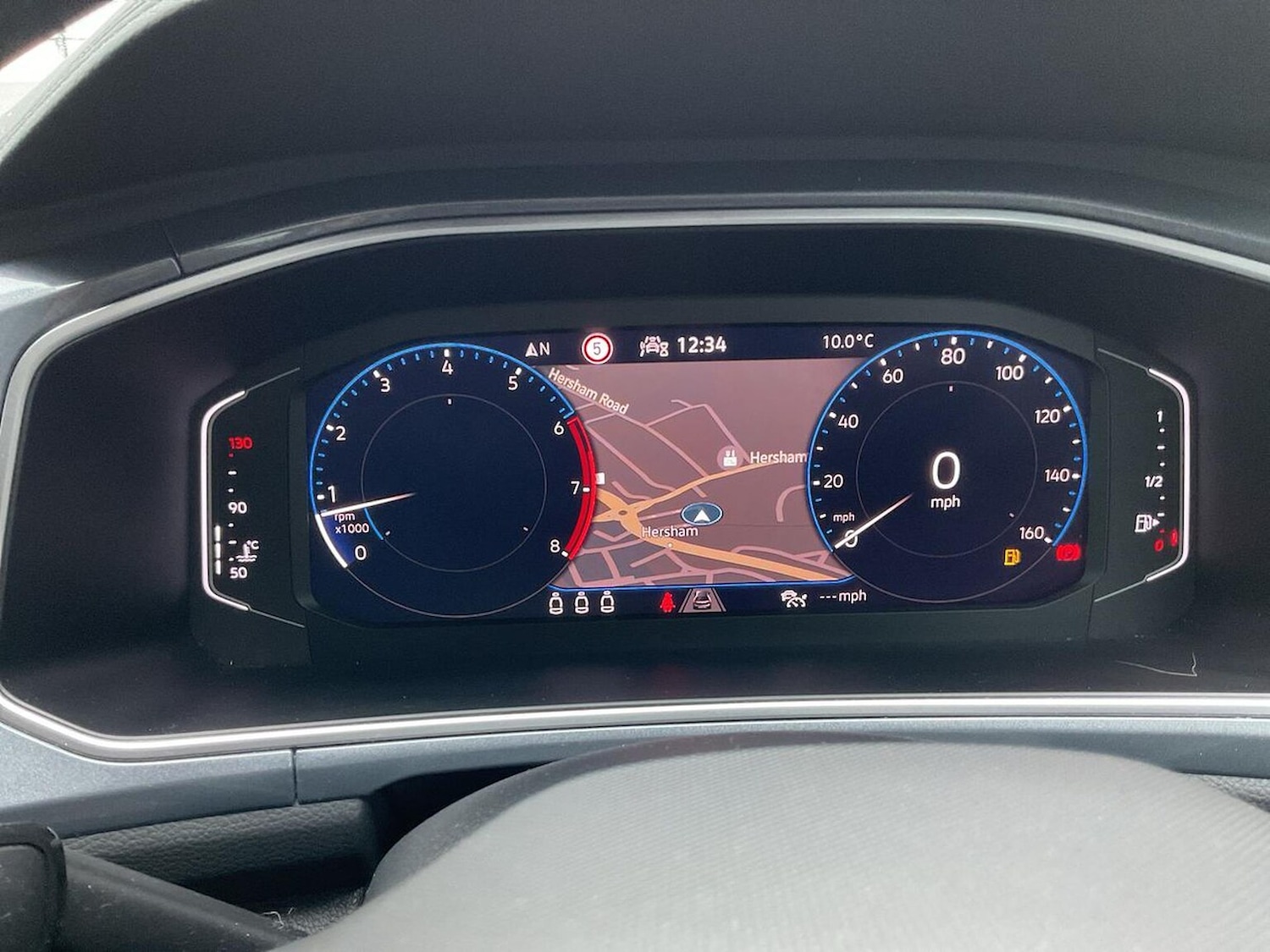 Used Volkswagen T-Roc 2022 for sale - 77688064: Photo 10