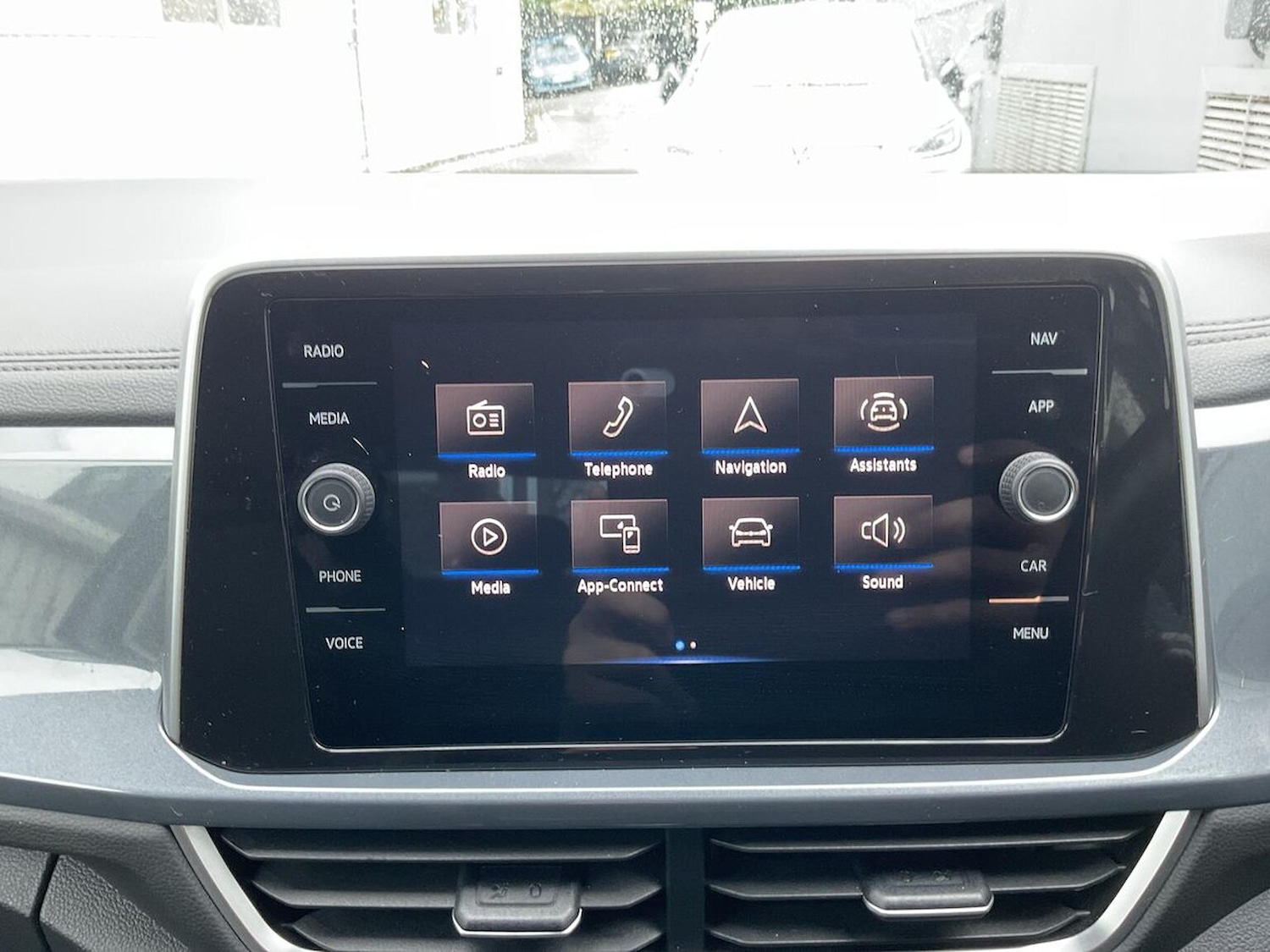 Used Volkswagen T-Roc 2022 for sale - 77688064: Photo 11