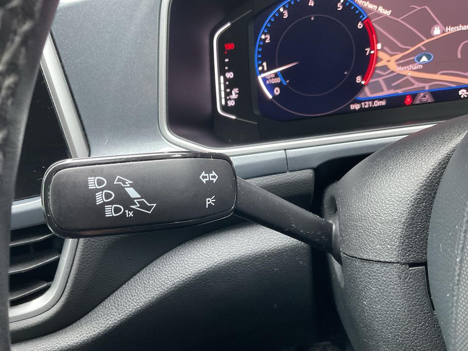 Used Volkswagen T-Roc 2022 for sale - 77688064: Photo 29