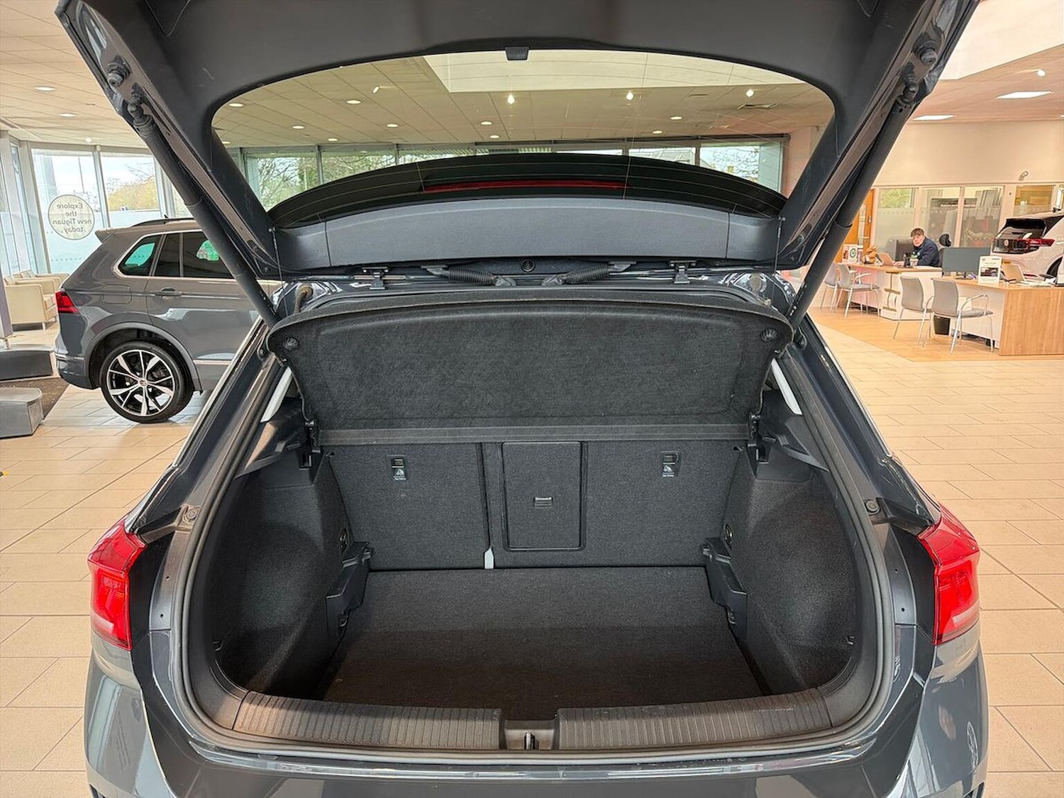 Used Volkswagen T-Roc 2021 for sale - 77688087: Photo 17