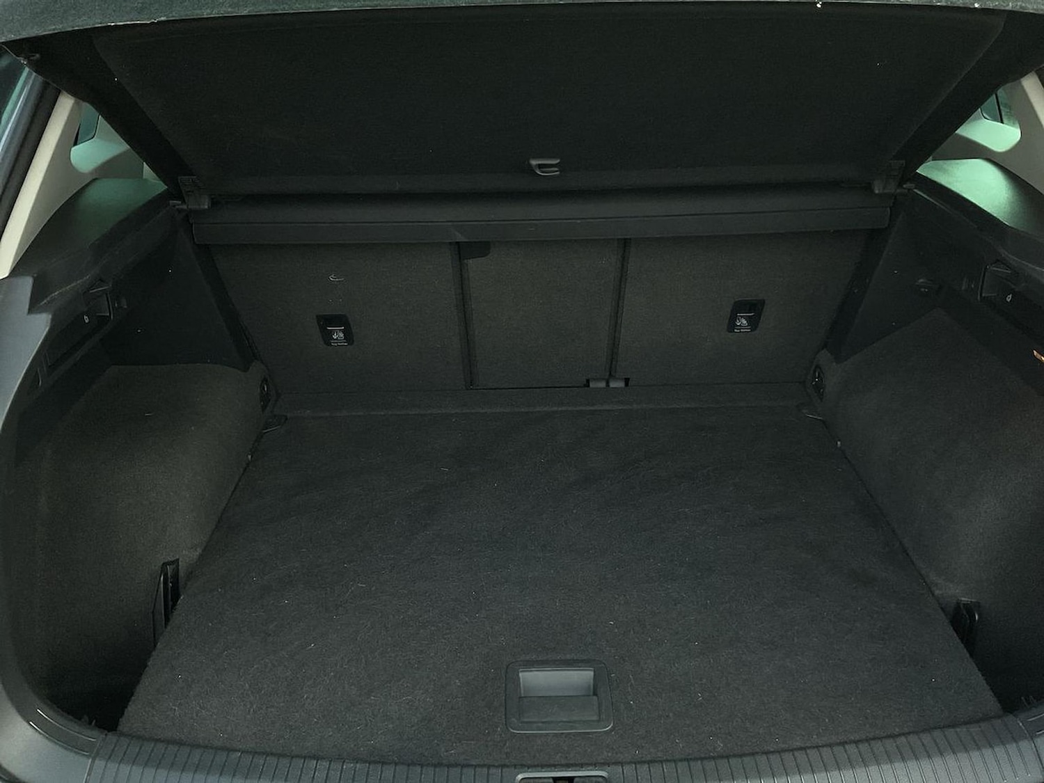 Used Volkswagen Tiguan 2019 for sale - 76877933: Photo 17