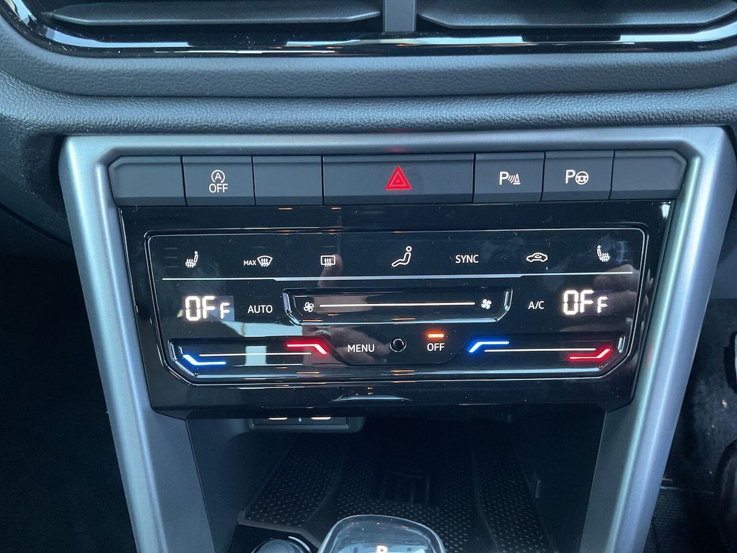 Used Volkswagen T-Roc 2025 for sale - 77555288: Photo 12