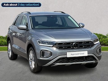 Used Volkswagen T-Roc 2025 for sale - 75505120: Photo