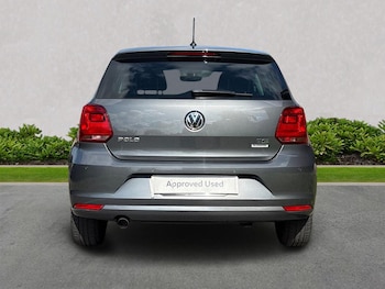 Used Volkswagen Polo 2017 for sale - 79483020: Photo