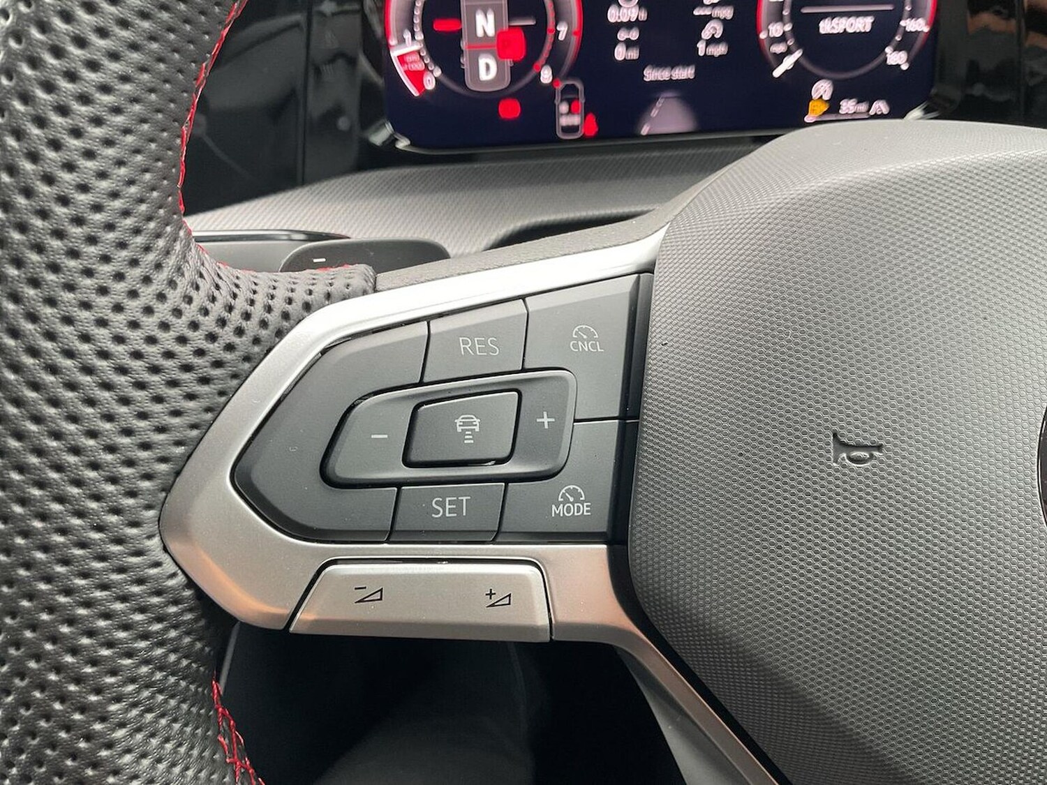 Used Volkswagen Golf 2025 for sale - 77528849: Photo 27