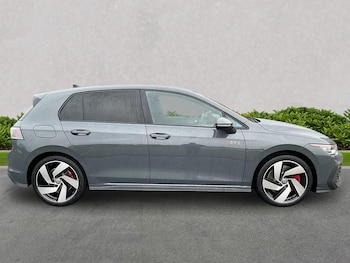 Used Volkswagen Golf 2025 for sale - 77528849: Photo