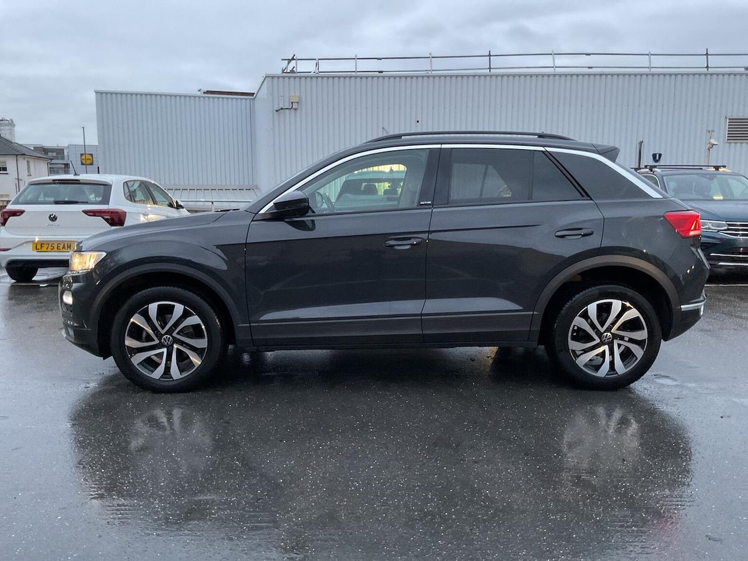Used Volkswagen T-Roc 2021 for sale - 76763427: Photo 19