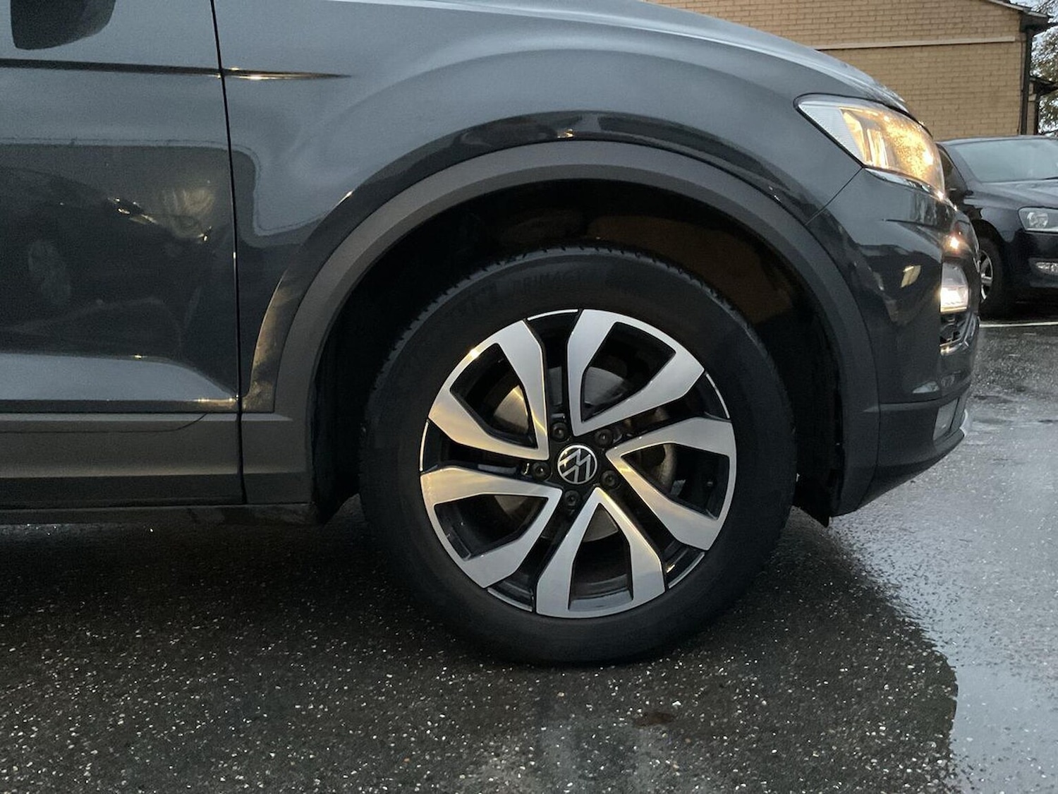 Used Volkswagen T-Roc 2021 for sale - 76763427: Photo 6