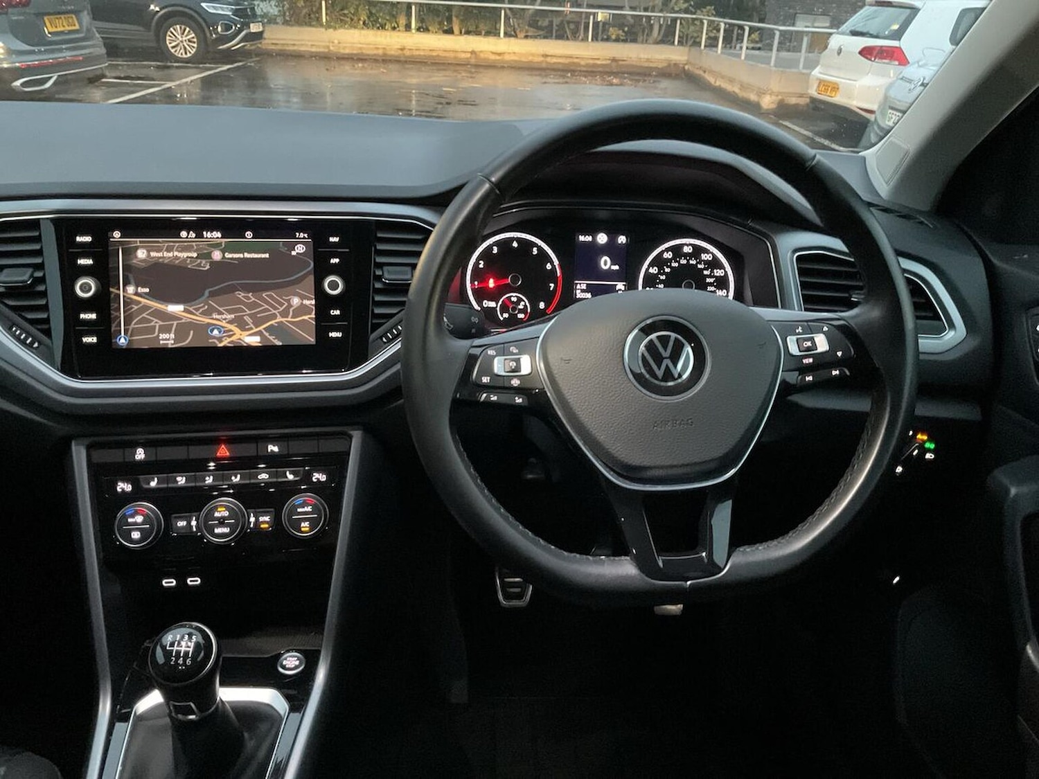 Used Volkswagen T-Roc 2021 for sale - 76763427: Photo 9