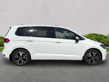 Used Volkswagen Touran 2024 for sale - 79527091: Photo