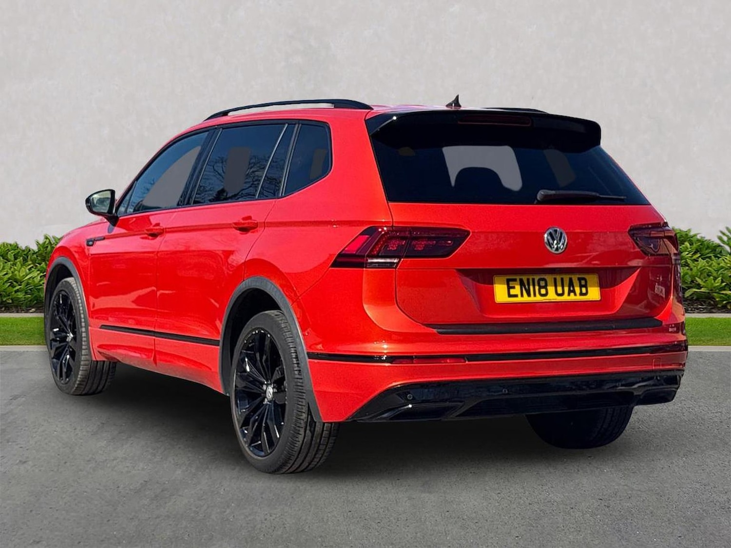 Used Volkswagen Tiguan Allspace 2018 for sale - 78194349: Photo 2