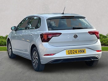 Used Volkswagen Polo 2024 for sale - 76198444: Photo