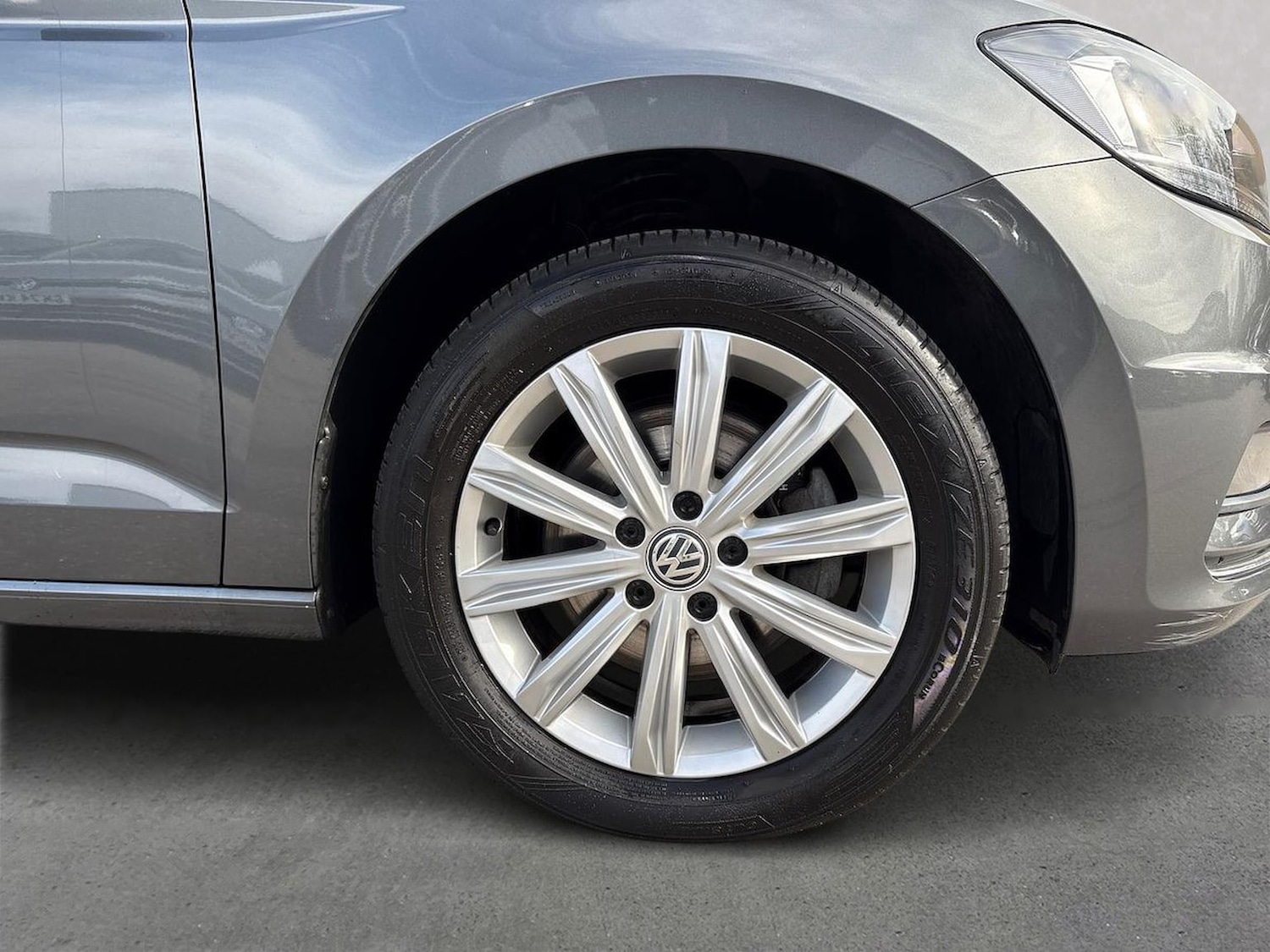 Used Volkswagen Touran 2019 for sale - 77896280: Photo 6