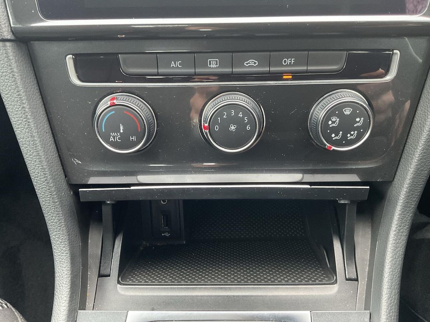 Used Volkswagen Golf 2018 for sale - 76982914: Photo 12