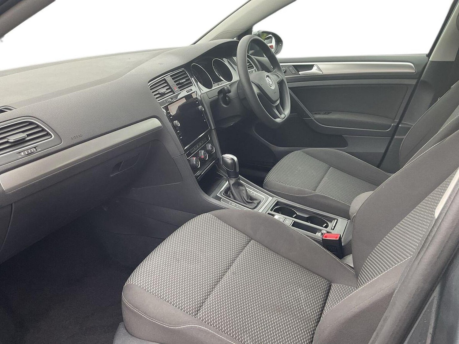 Used Volkswagen Golf 2018 for sale - 76982914: Photo 7