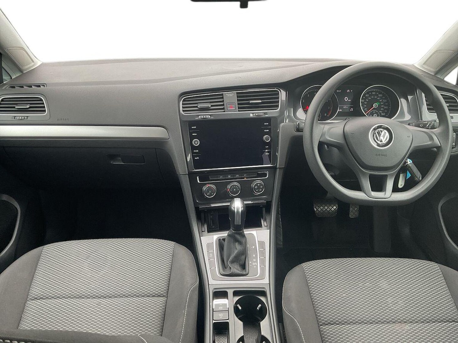 Used Volkswagen Golf 2018 for sale - 76982914: Photo 8