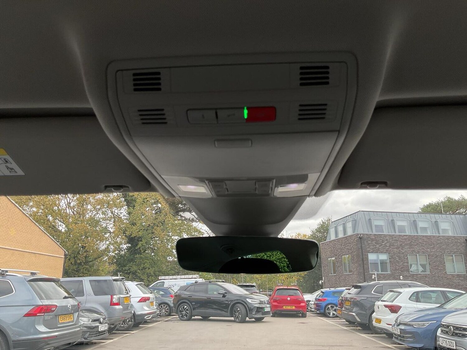 Used Volkswagen Tiguan 2020 for sale - 76383329: Photo 14