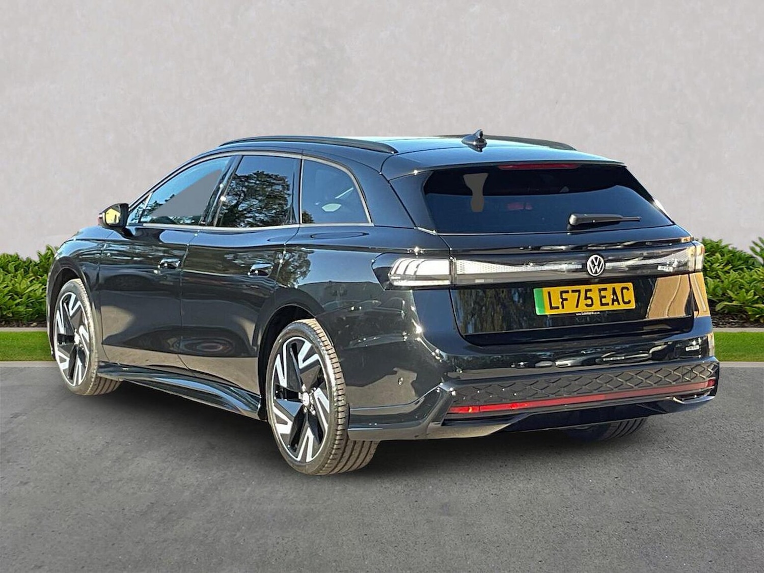 Used Volkswagen ID.7 2025 for sale - 76193241: Photo 2