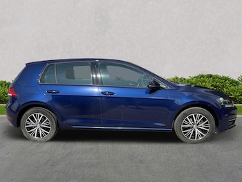 Used Volkswagen Golf 2017 for sale - 75766758: Photo