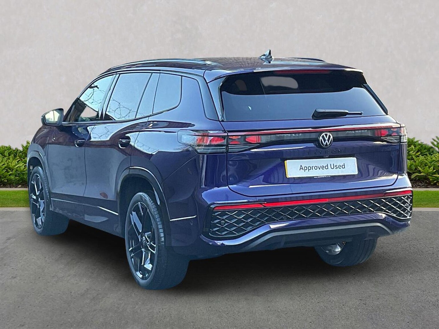 Used Volkswagen Touran 2025 for sale - 77528848: Photo 2