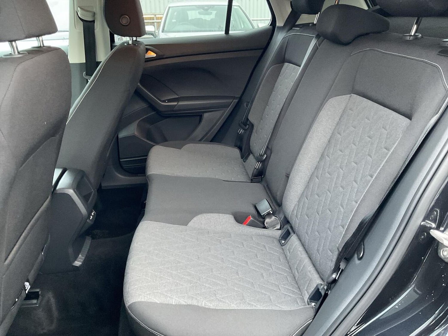 Used Volkswagen T-Cross 2025 for sale - 76924631: Photo 16