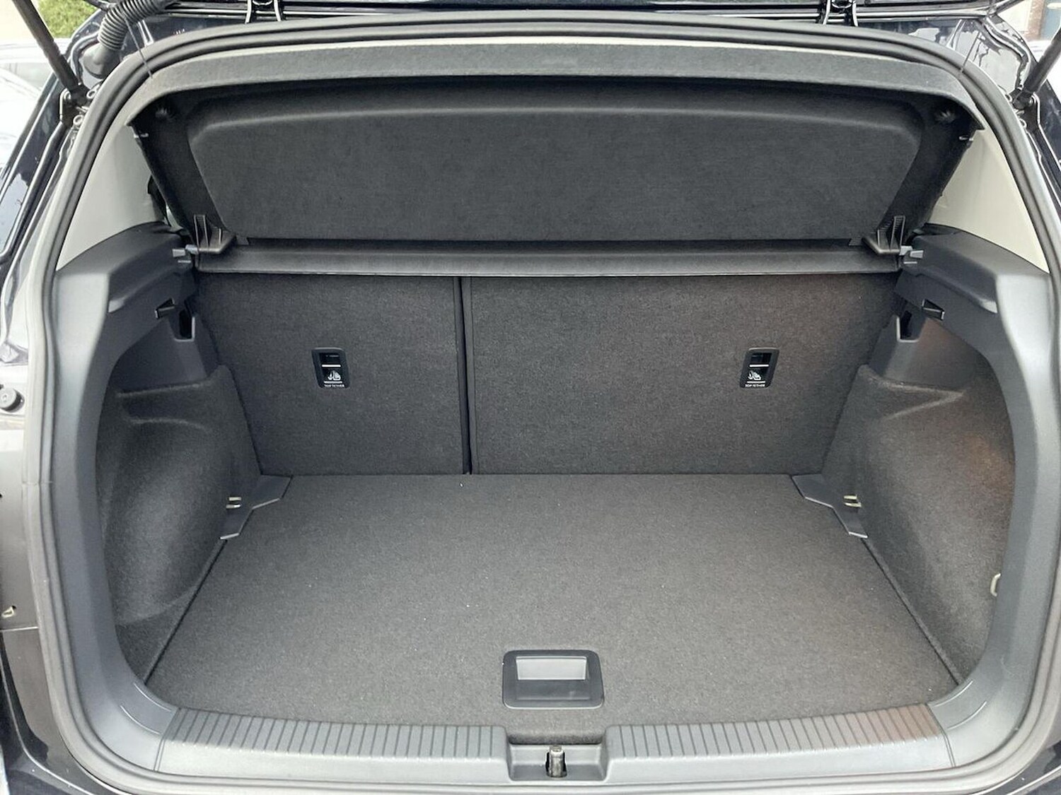 Used Volkswagen T-Cross 2025 for sale - 76924631: Photo 17