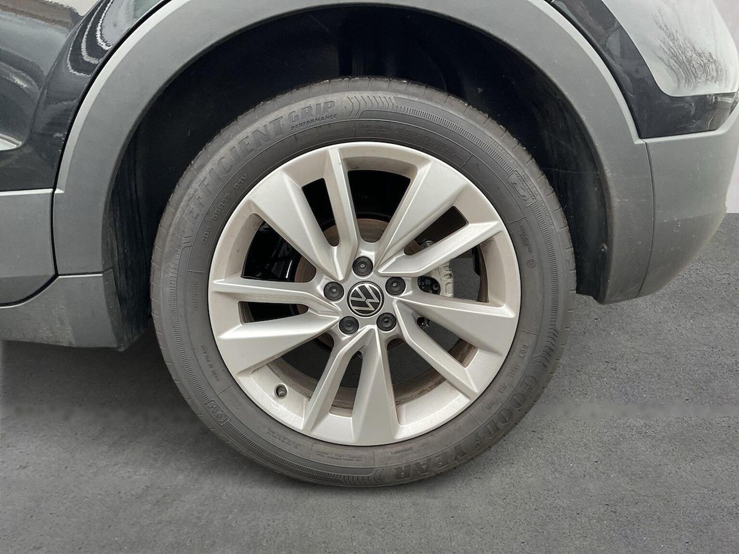 Used Volkswagen T-Cross 2025 for sale - 76924631: Photo 6