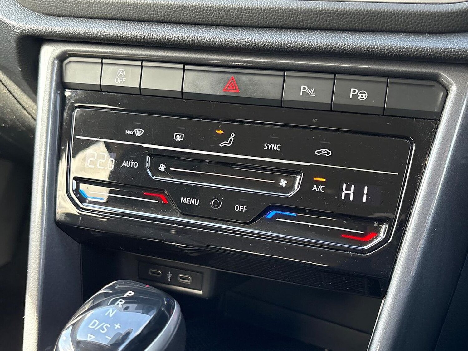 Used Volkswagen T-Roc 2022 for sale - 78194400: Photo 12