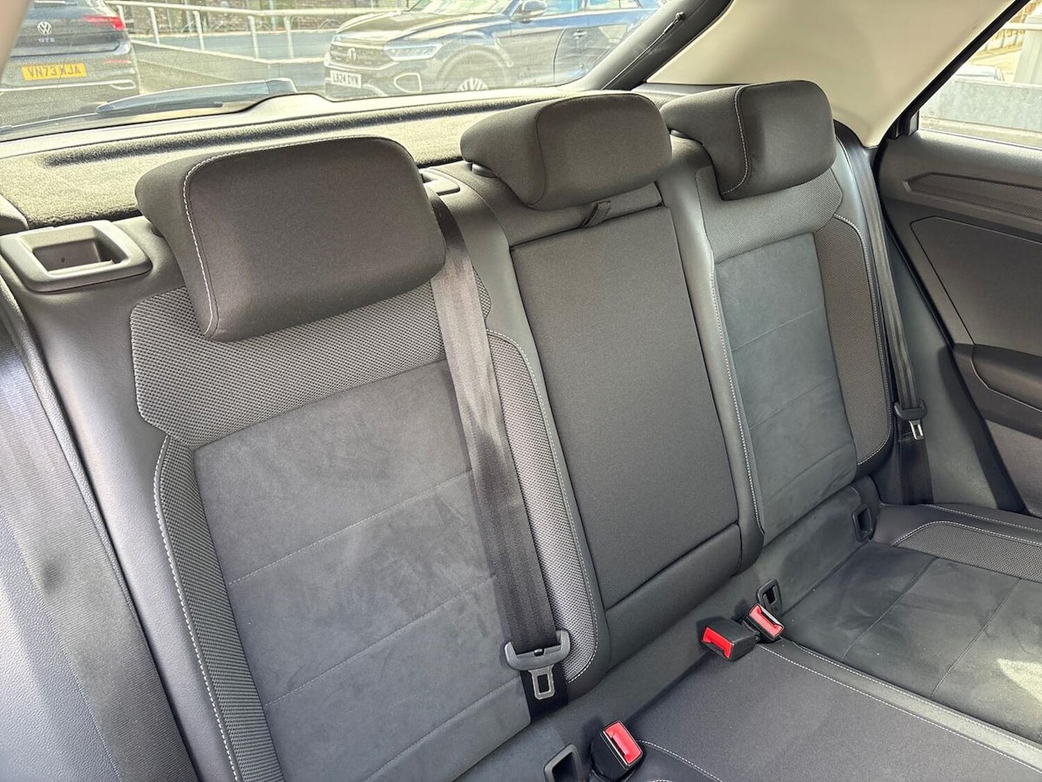 Used Volkswagen T-Roc 2022 for sale - 78194400: Photo 16