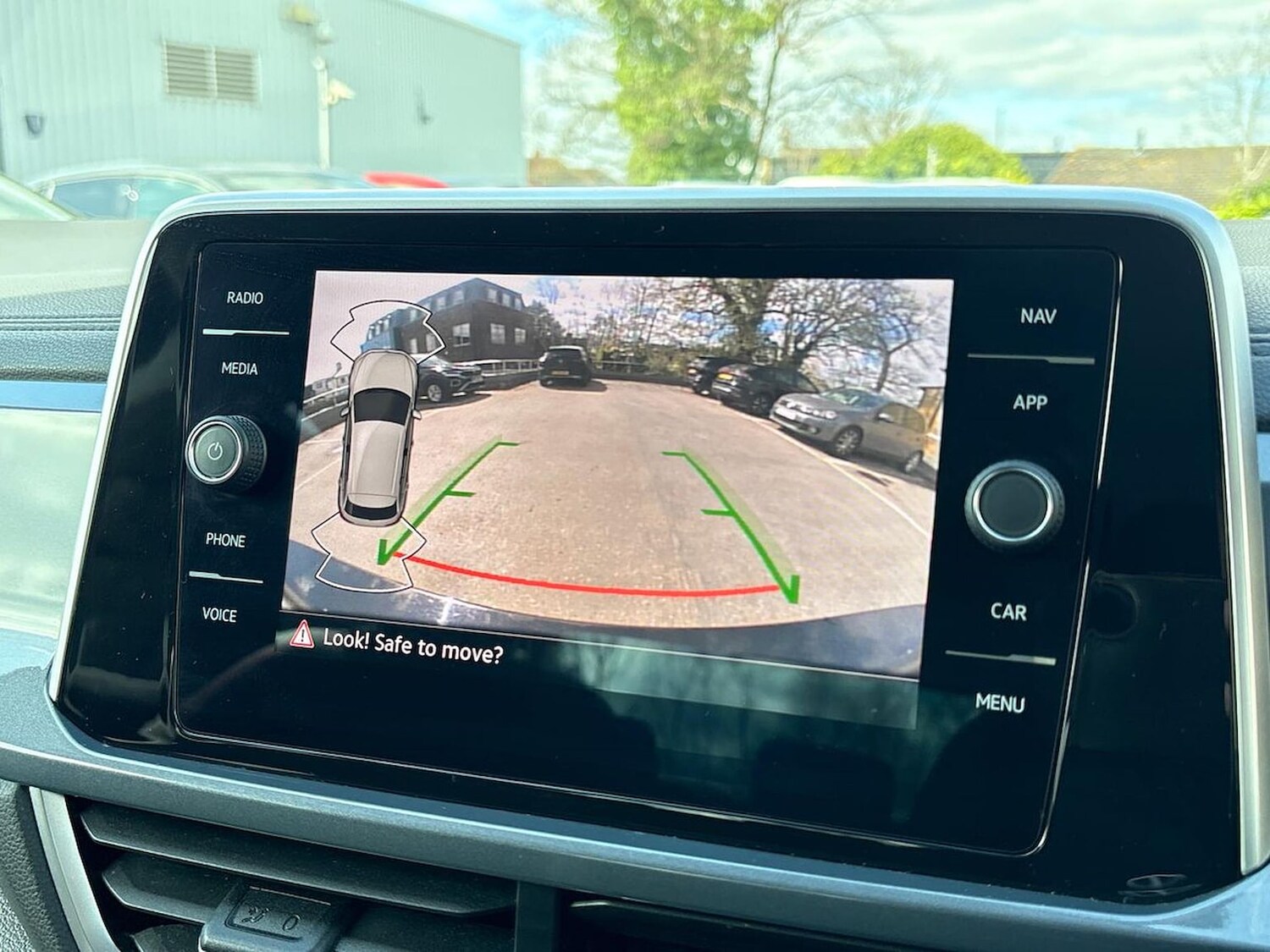 Used Volkswagen T-Roc 2022 for sale - 78194400: Photo 22