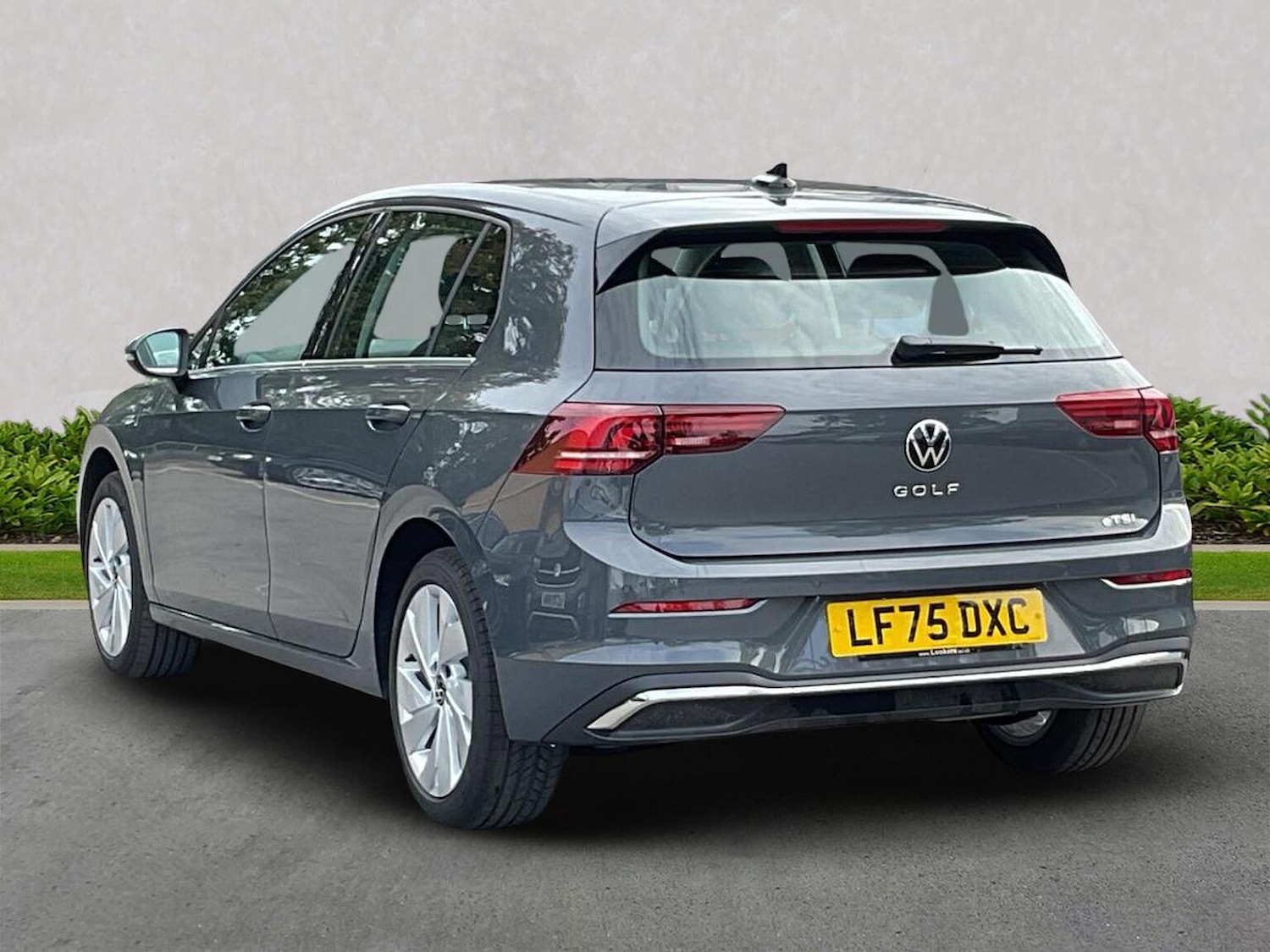 Used Volkswagen Golf 2025 for sale - 76128994: Photo 2