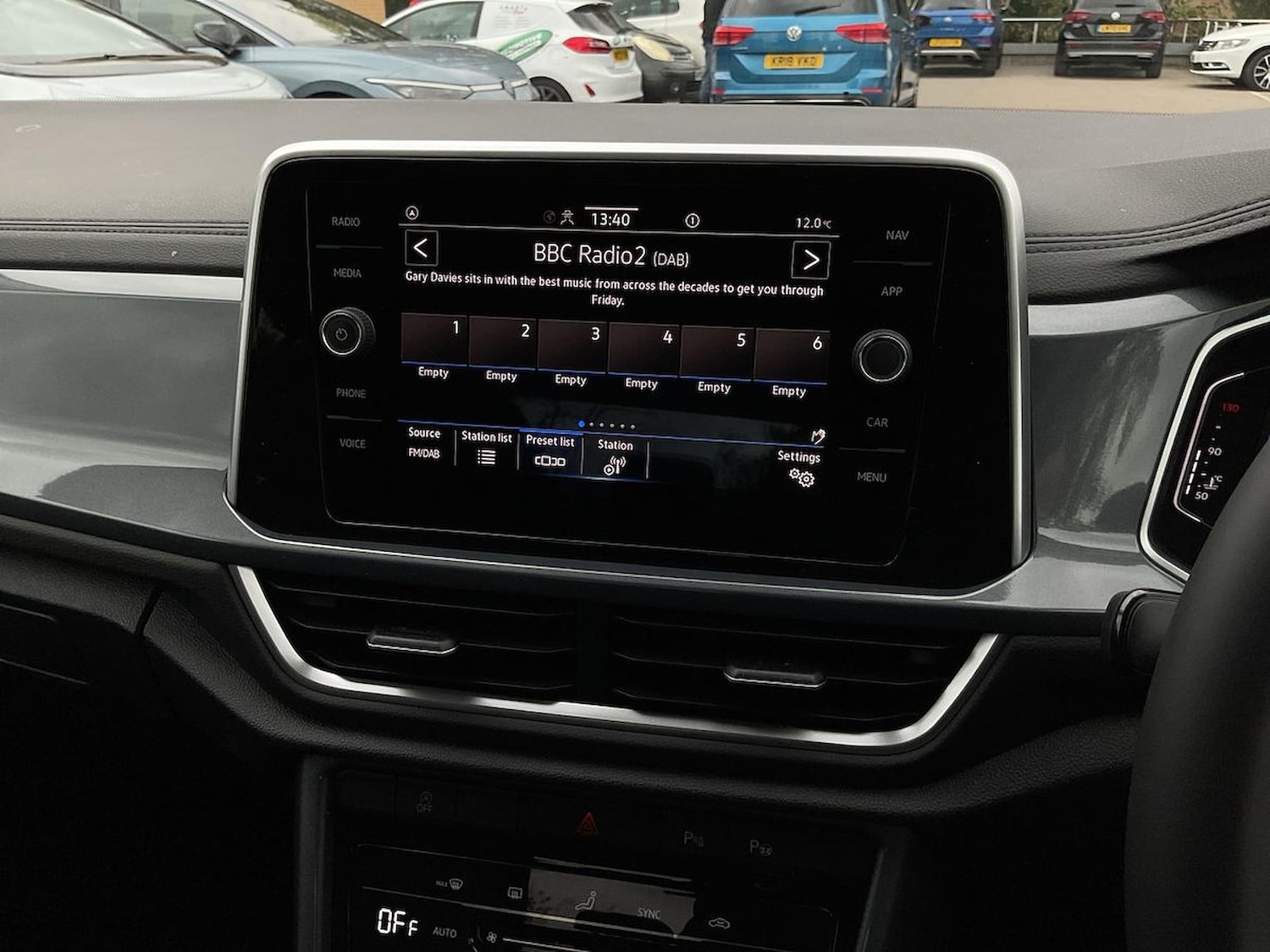 Used Volkswagen T-Roc 2025 for sale - 76128989: Photo 11