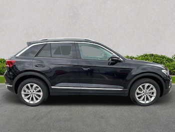Used Volkswagen T-Roc 2025 for sale - 76128989: Photo 3