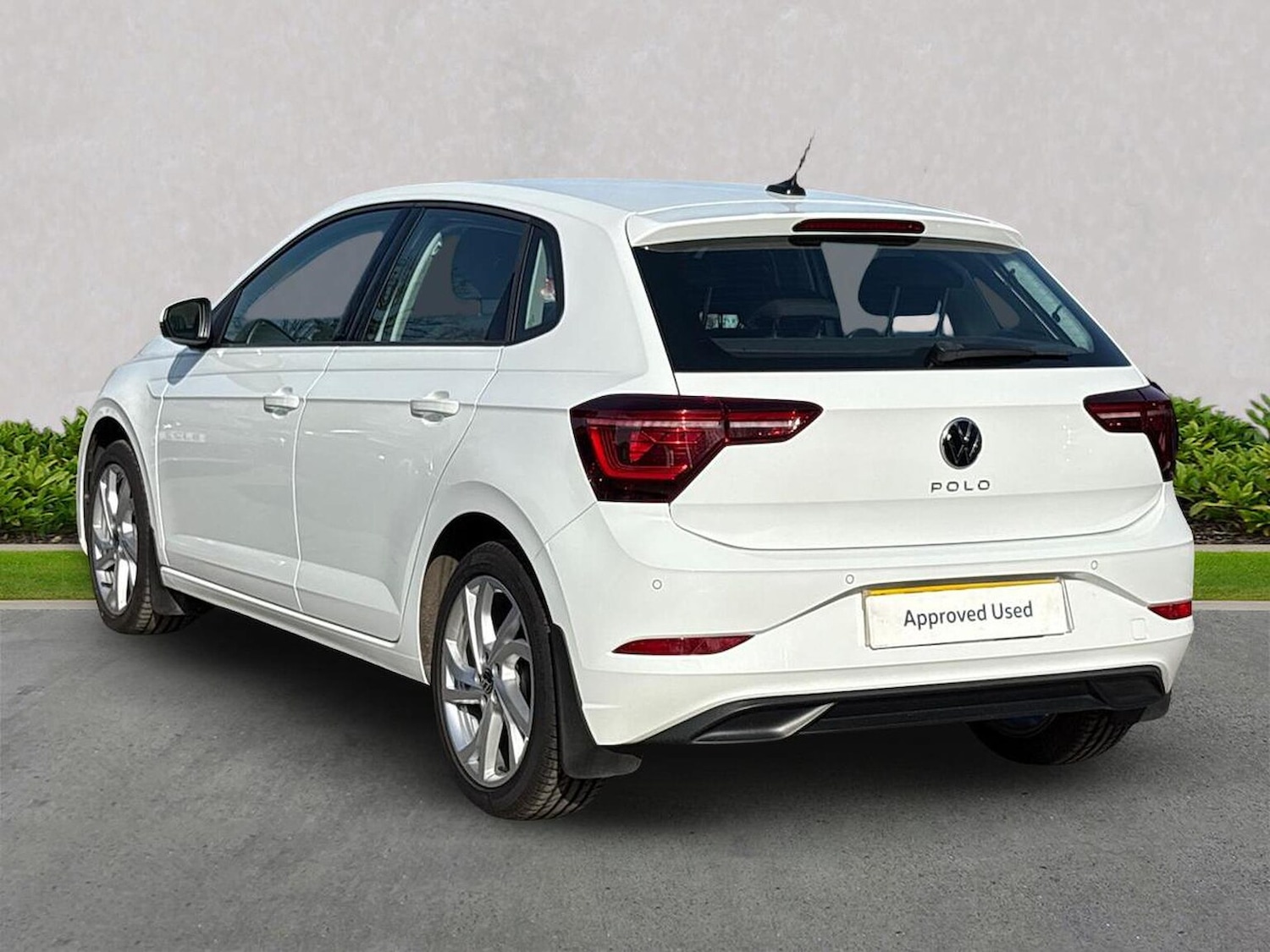 Used Volkswagen Polo 2023 for sale - 77813377: Photo 2