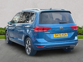 Used Volkswagen Touran 2020 for sale - 76892117: Photo