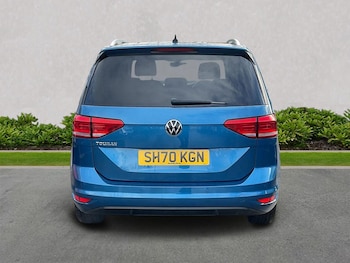 Used Volkswagen Touran 2020 for sale - 76892117: Photo