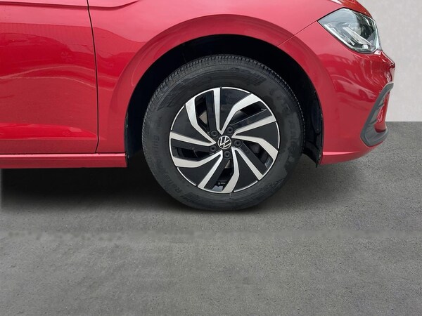 Used Volkswagen Polo 2023 for sale - 75994975: Photo 6