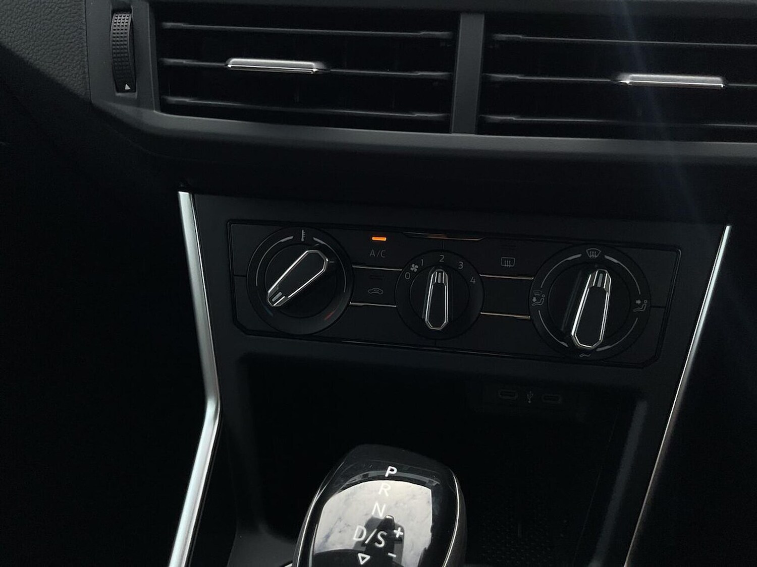 Used Volkswagen Taigo 2025 for sale - 75661924: Photo 12