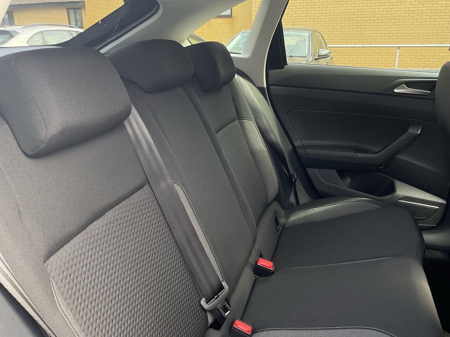 Used Volkswagen Taigo 2025 for sale - 75661924: Photo 16