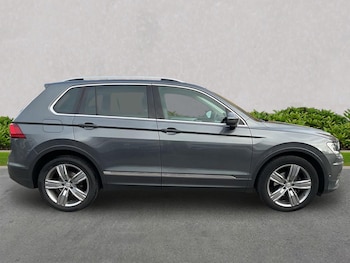 Used Volkswagen Tiguan 2019 for sale - 76725856: Photo