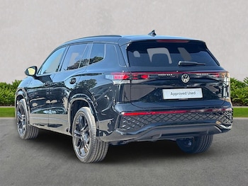 Used Volkswagen Touran 2026 for sale - 79143424: Photo